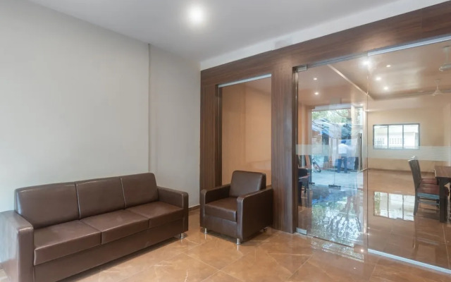 Capital O 29025 Hotel Seven Olive