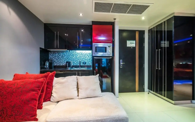 Absolute Bangla Suites Night Walking Street Rooftop Pool L-04