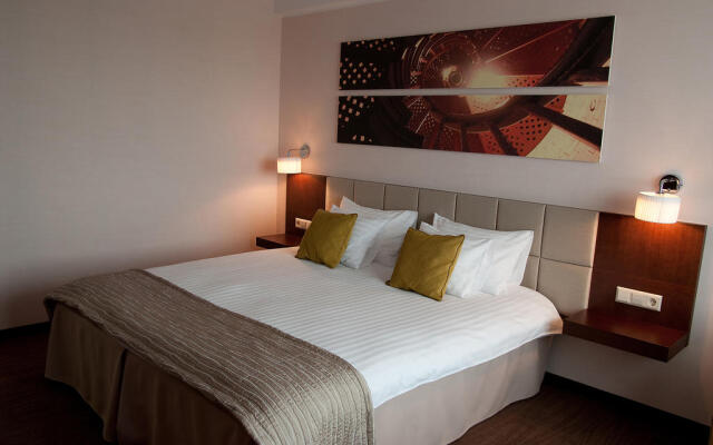 Отель Mercure Marijampole вид на фасад