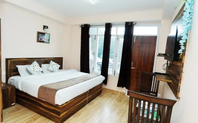 Goroomgo Shree Shimla Stay