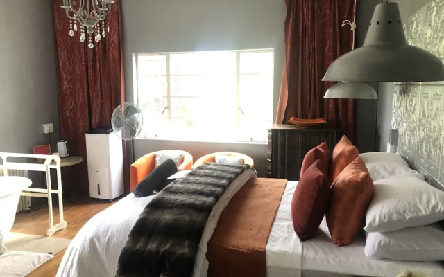 Ukholo Lodge