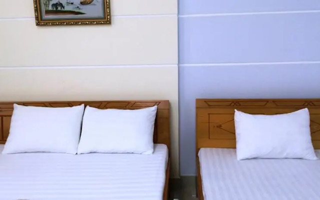 Tin Hoa Hotel