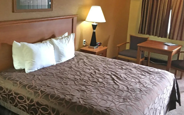 Xecutive Inn and Suites