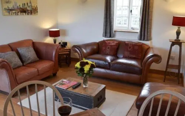 Hayesland Lodge
