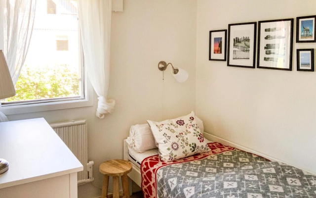 Beautiful Home in Löttorp With 4 Bedrooms and Wifi