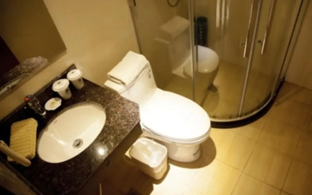 GreenTree Inn Lianyungang Guanyun Wenzhou Shangmaocheng Express Hotel