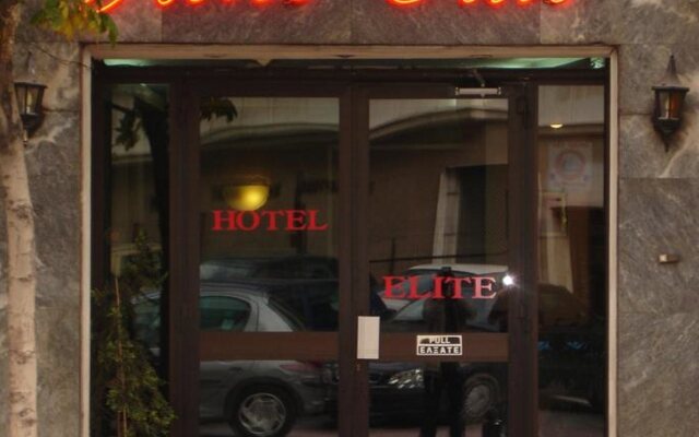 Elite Hotel вид на фасад