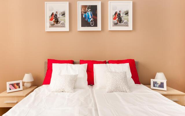 Central Parker Apartments In Budapest Hungary From 142 Photos