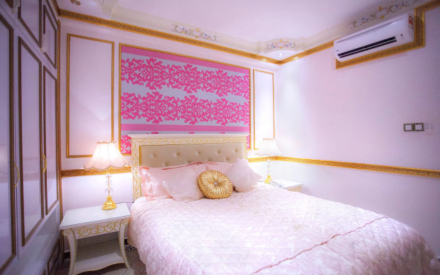 Lace Boutique Hotel