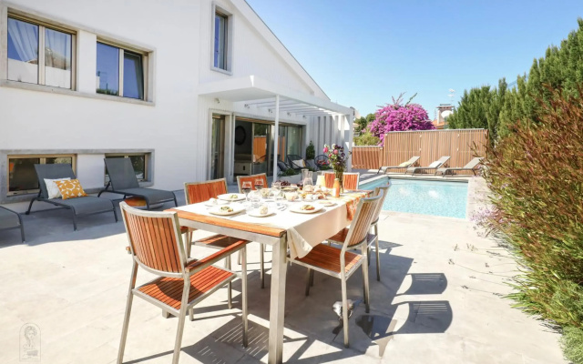 Santa Joana Residence with Garden and heated pool