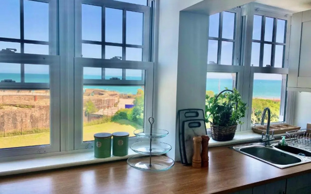 Skyview Eastbourne 24