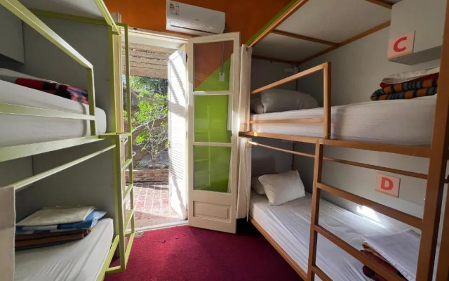 Viajero Colonia Hostel