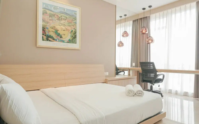 Fabulous Menteng Park Studio Apartment