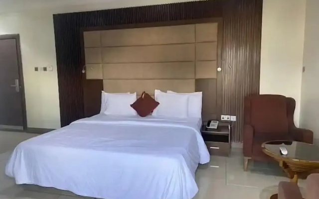 The Bond Apartment