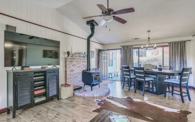 Mountain Home Near Yosemite w/ Well-being Retreat!
