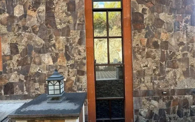 Château Byurakan Hotel