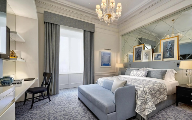 Отель The St. Regis Rome