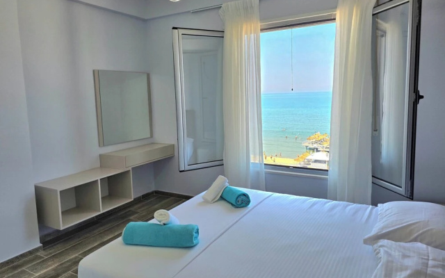 Beachfront & Sea View Apartment 101