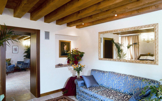 Hotel Villa Dei Carpini