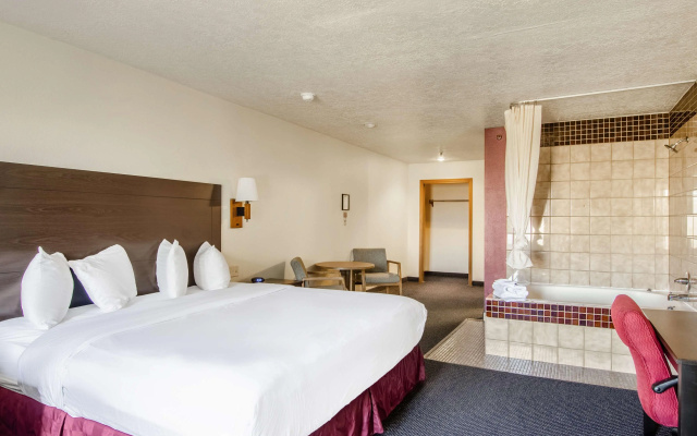 Americas Best Value Inn & Suites Ft. Collins E at I-25