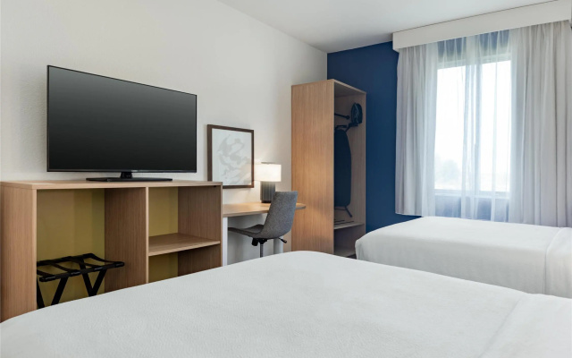 Spark by Hilton Indianapolis Northeast Fishers