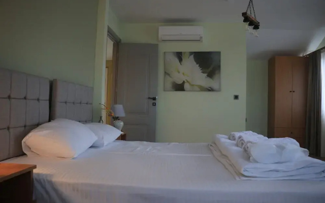 Zelle Airport Boutique Hotel