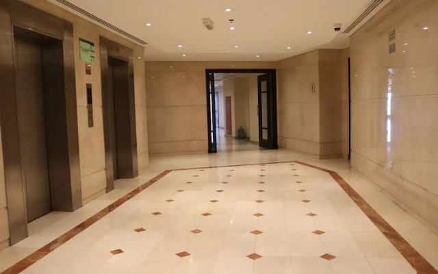 Stunning Studio With Pool And Gym Close To Marina