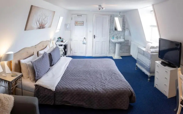 Roundhouse Hotel Weymouth
