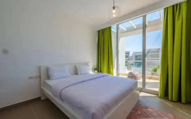 Stunning and Spacious 3-bed Apartment in Gouna
