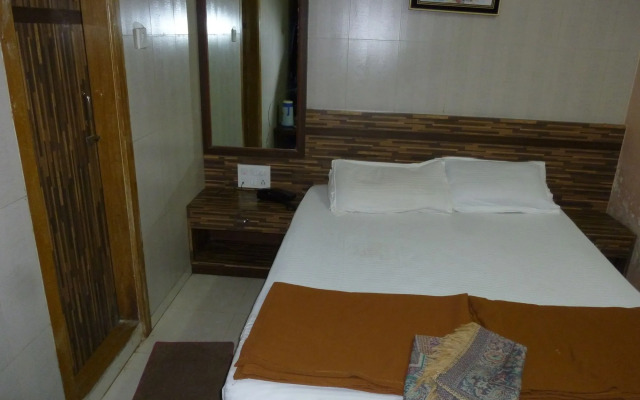 Hotel Orient Palace
