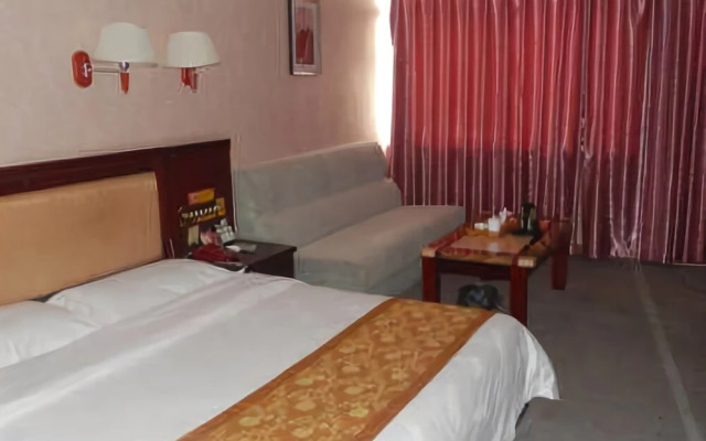 Jin Port Hotel
