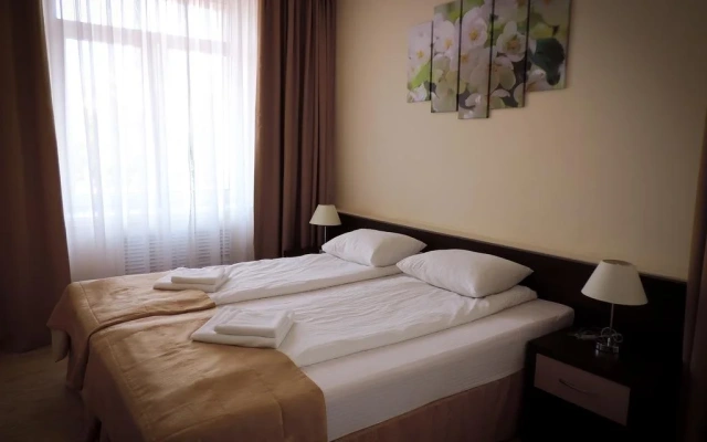 Inn Ordzhonikidze 8A