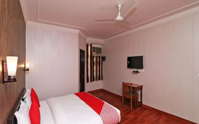 OYO 12939 Hotel Mehtab Regency