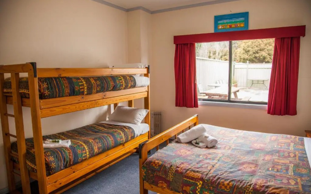 Cherry Lane Apartments