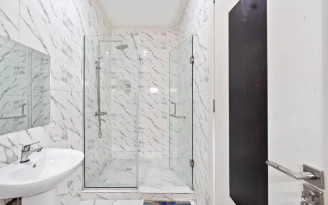 Luxury 2bedroom apartment with pool