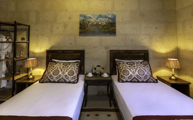 Sef Cave Hotel