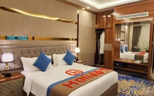 Отель Sunday Grand Al Khobar