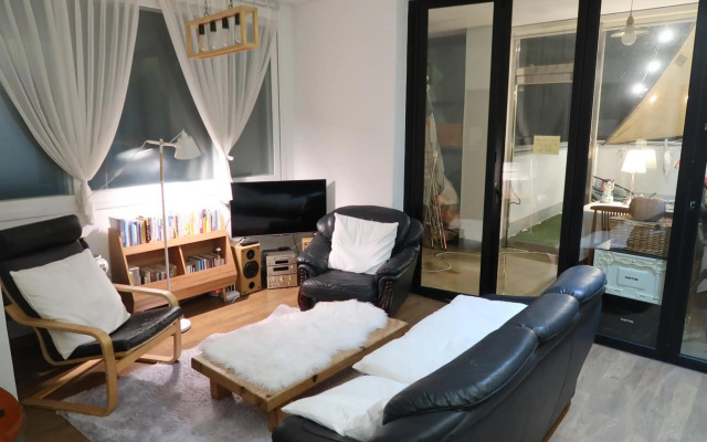 Andong Poong-gyung HOSTEL n LIBRARY