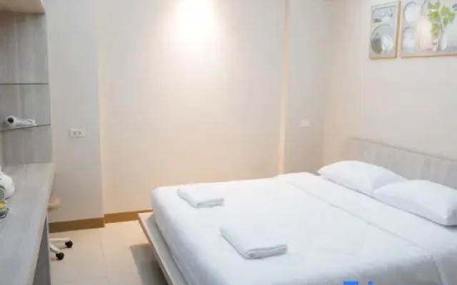 Shi-ro-i Poshtel