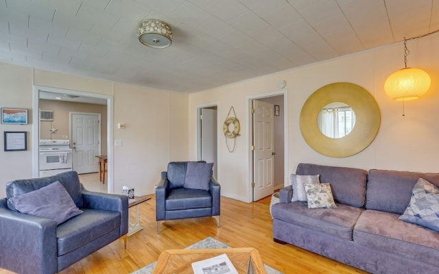Ludington Vacation Rental - Walk to Lake Michigan!