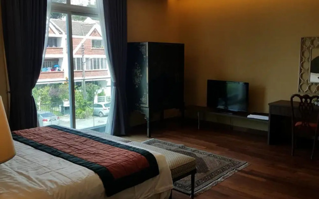 La Maison 100