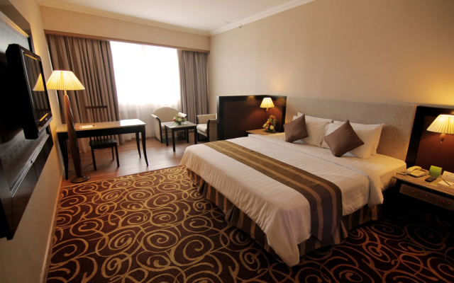 Mega Hotel