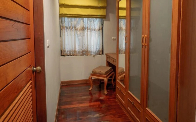 Empylean Modern Thai Villa