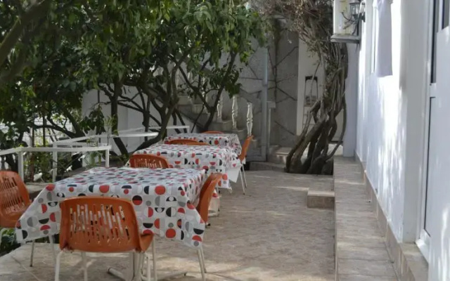 Apartments Rajak