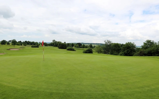 Apartments Golfpark Schlossgut Sickendorf