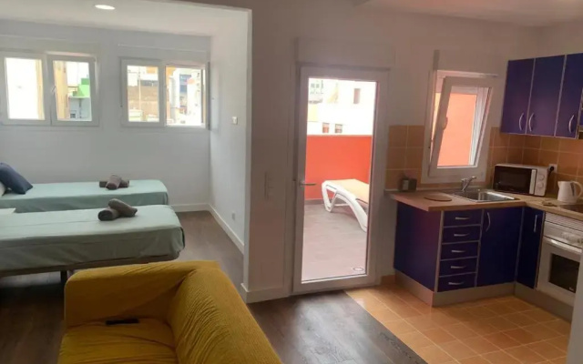 Las Canteras Ático con 28m2 de terraza Rosamar