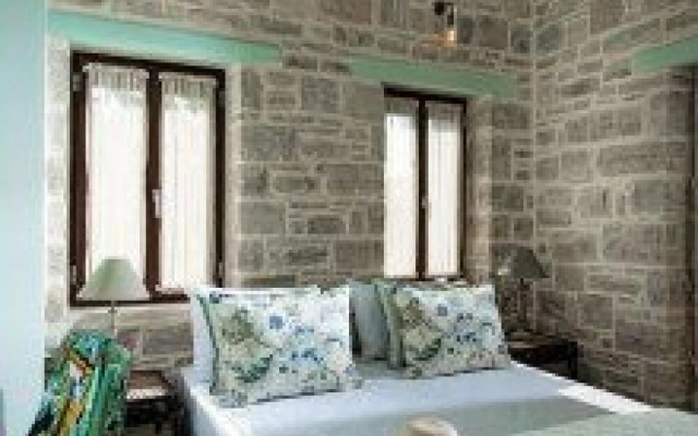 Phaistos Villas - Villa Kastalia Poolside Retreat