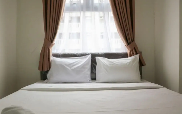 Well Design 2Br Apartment At Green Pramuka City