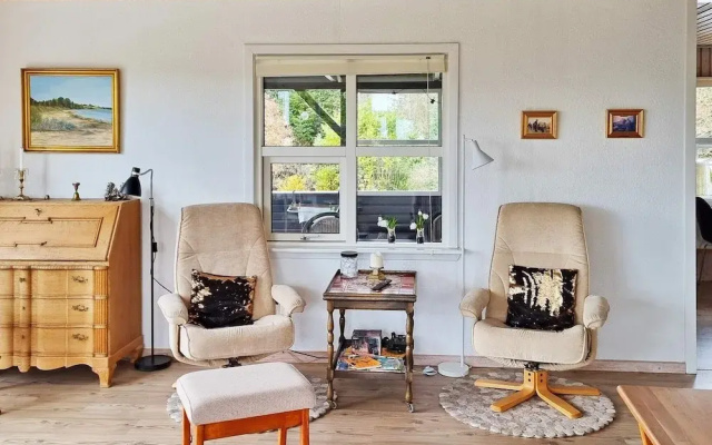 7 Person Holiday Home in Hojslev