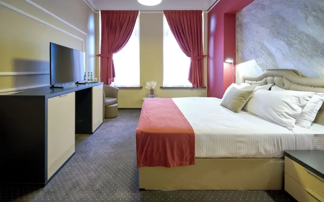 G Danube Boutique Hotel